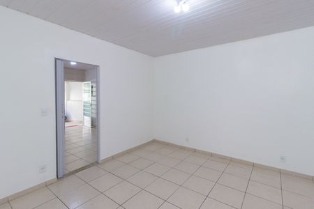 Casa para alugar com 50m², 1 quarto e sem vaga Casa para alugar com 50m², 1 quarto e sem vagaSala