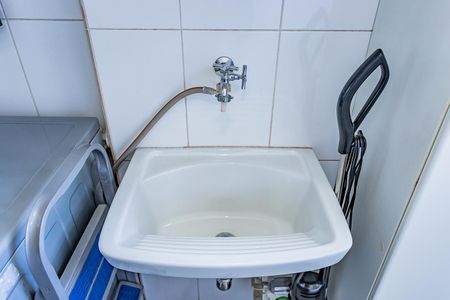 Área de Serviço de apartamento para alugar com 2 quartos, 81m² em Vila Cruz das Almas, São Paulo