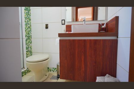 Banheiro de apartamento à venda com 2 quartos, 90m² em Petrópolis, Porto Alegre