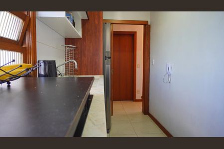 Cozinha de apartamento à venda com 2 quartos, 90m² em Petrópolis, Porto Alegre