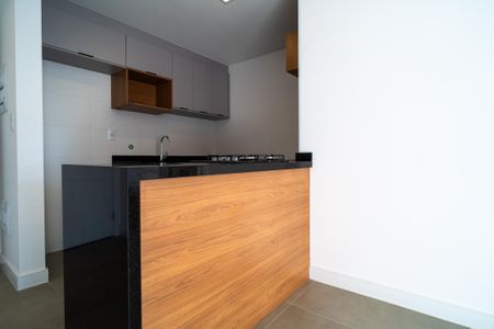 Cozinha de apartamento para alugar com 1 quarto, 49m² em Além Ponte, Sorocaba