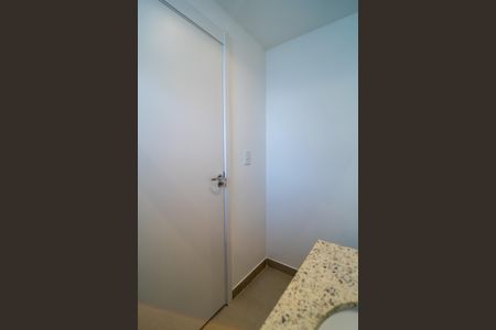 Banheiro da Suíte de apartamento para alugar com 1 quarto, 49m² em Além Ponte, Sorocaba