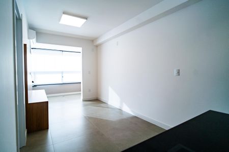 Sala de apartamento para alugar com 1 quarto, 49m² em Além Ponte, Sorocaba