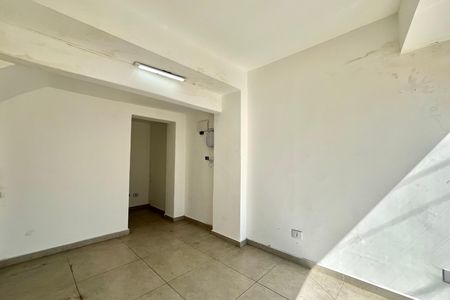 Garagem de casa para alugar com 4 quartos, 160m² em Mirandópolis, São Paulo