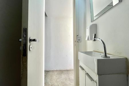 Lavabo de casa para alugar com 4 quartos, 160m² em Mirandópolis, São Paulo