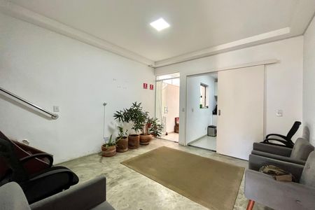 Casa para alugar com 4 quartos, 160m² em Mirandópolis, São Paulo