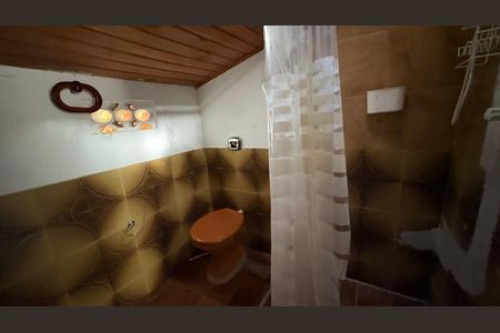 Casa de condomínio para alugar com 1932m², 5 quartos e 12 vagasBanheiro do Sótão