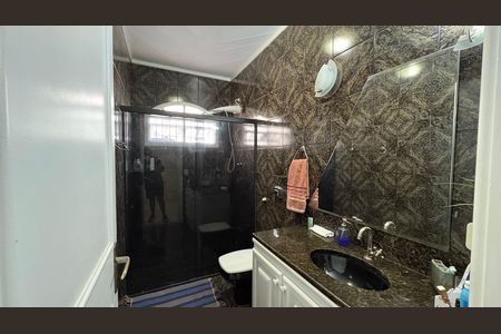 Banheiro Corredor de casa de condomínio para alugar com 5 quartos, 1932m² em Mosela, Petrópolis