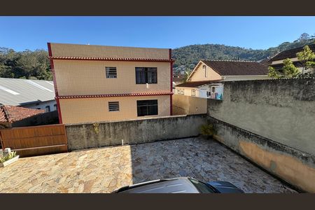 Casa de condomínio para alugar com 1932m², 5 quartos e 12 vagasQuintal
