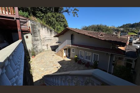 Casa de condomínio para alugar com 1932m², 5 quartos e 12 vagasQuintal