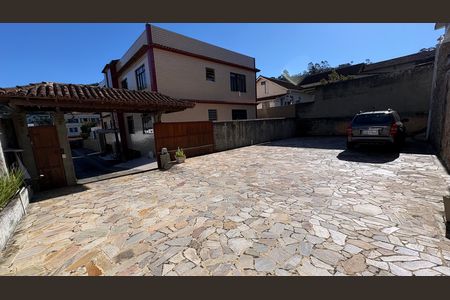 Casa de condomínio para alugar com 1932m², 5 quartos e 12 vagasQuintal
