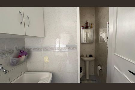 Área de Serviço de casa de condomínio para alugar com 5 quartos, 1932m² em Mosela, Petrópolis