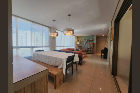 Sala de apartamento para alugar com 4 quartos, 154m² em Vale dos Cristais, Nova Lima