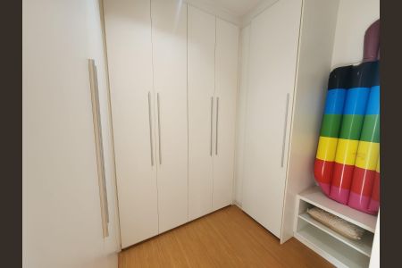 Apartamento para alugar com 154m², 4 quartos e 3 vagas Apartamento para alugar com 154m², 4 quartos e 3 vagasSuíte