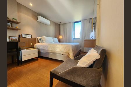 Apartamento para alugar com 154m², 4 quartos e 3 vagas Apartamento para alugar com 154m², 4 quartos e 3 vagasSuíte