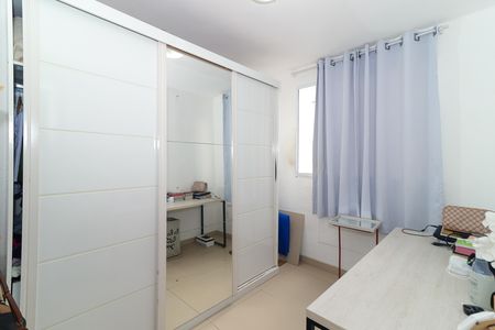Quarto 1 de apartamento à venda com 2 quartos, 40m² em Padre Miguel, Rio de Janeiro