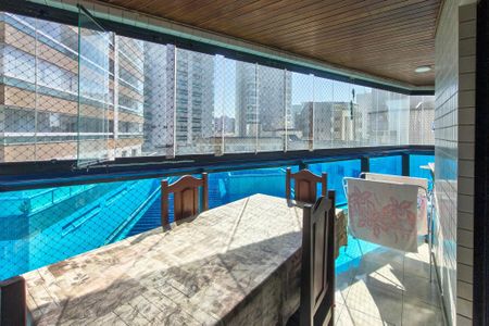 Apartamento para alugar com 140m², 3 quartos e 1 vagaSacada 