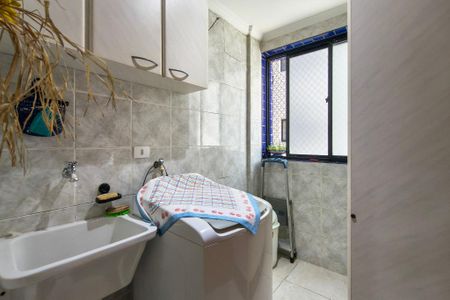 Apartamento para alugar com 140m², 3 quartos e 1 vagaÁrea de Serviço