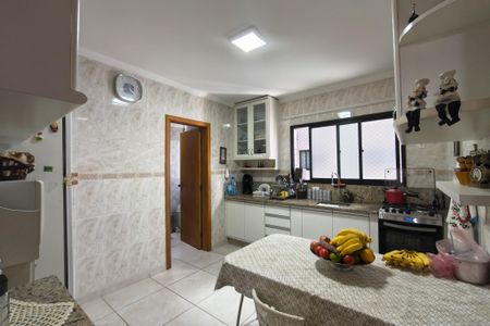 Apartamento para alugar com 140m², 3 quartos e 1 vagaCozinha 