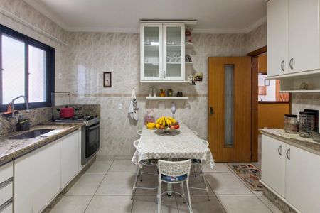 Apartamento para alugar com 140m², 3 quartos e 1 vagaCozinha 