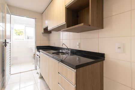 Apartamento para alugar com 55m², 2 quartos e 1 vaga Apartamento para alugar com 55m², 2 quartos e 1 vagaCozinha - Armários