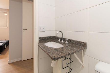 Apartamento para alugar com 55m², 2 quartos e 1 vaga Apartamento para alugar com 55m², 2 quartos e 1 vagaBanheiro da Suíte
