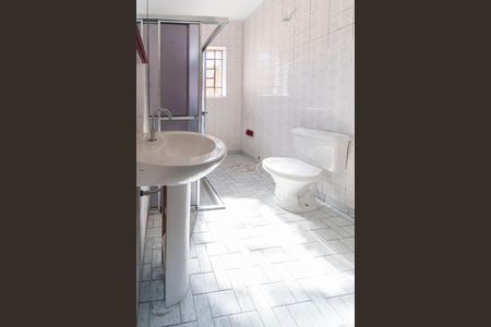 Banheiro de casa à venda com 3 quartos, 266m² em Vila Sao Pedro, Santo André