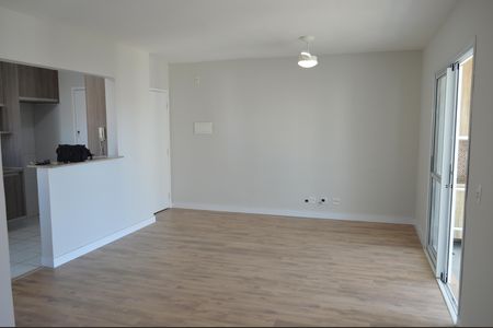 Apartamento para alugar com 78m², 2 quartos e 2 vagasSala