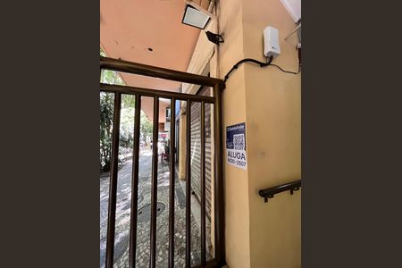 Placa de apartamento para alugar com 1 quarto, 44m² em Copacabana, Rio de Janeiro