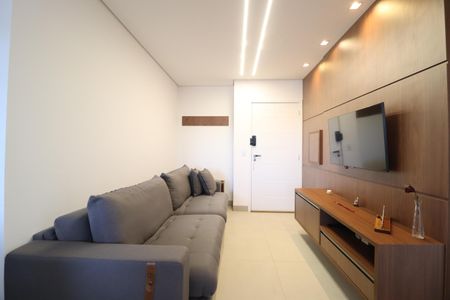 Sala de apartamento para alugar com 2 quartos, 70m² em Patrimônio, Uberlândia