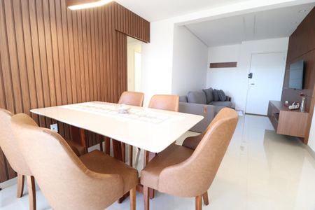 Sala de apartamento para alugar com 2 quartos, 70m² em Patrimônio, Uberlândia
