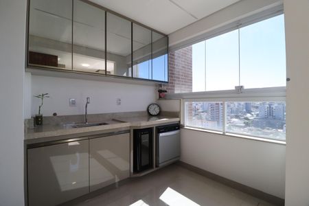 Apartamento para alugar com 70m², 2 quartos e 2 vagasCozinha