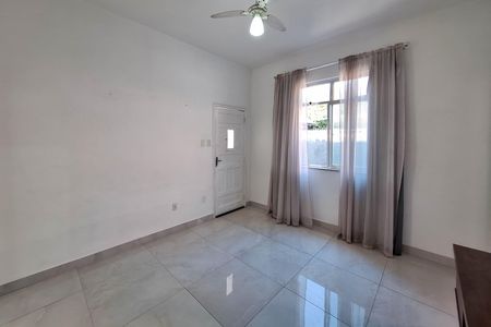 Sala de casa para alugar com 2 quartos, 96m² em Santa Rosa, Niterói