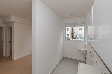 Apartamento à venda com 46m², 2 quartos e 1 vaga Apartamento à venda com 46m², 2 quartos e 1 vagaCozinha e Área de Serviço