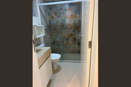 Apartamento para alugar com 63m², 2 quartos e 1 vaga Apartamento para alugar com 63m², 2 quartos e 1 vagaBanheiro
