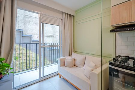 Sala de kitnet/studio para alugar com 1 quarto, 27m² em Vila Butantã, São Paulo