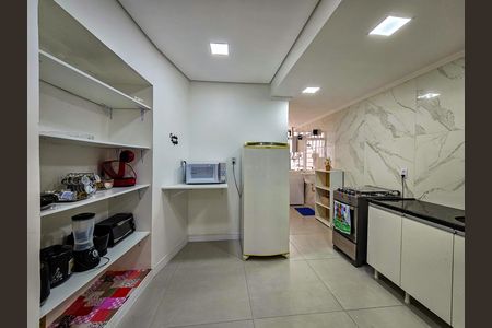 Apartamento para alugar com 114m², 4 quartos e 1 vaga
