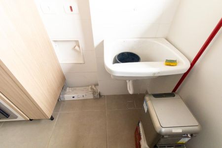 Apartamento para alugar com 75m², 3 quartos e 1 vaga Apartamento para alugar com 75m², 3 quartos e 1 vagaCozinha e Área de Serviço