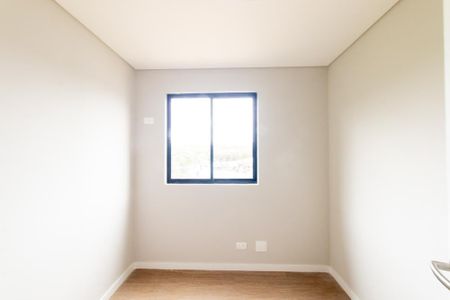 Quarto 2 de apartamento para alugar com 3 quartos, 75m² em Tarumã, Pinhais