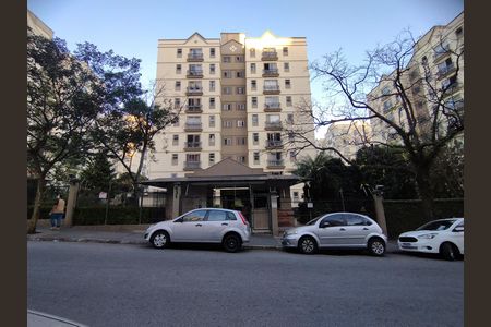 Apartamento para alugar com 66m², 2 quartos e sem vagaFachada e portaria