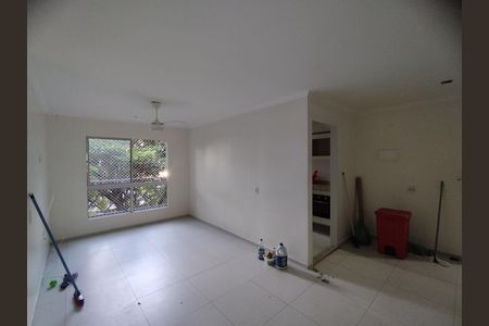 Apartamento para alugar com 66m², 2 quartos e sem vagaSala