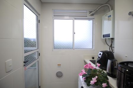 Área de Serviço de apartamento para alugar com 2 quartos, 53m² em Jardim Carvalho, Porto Alegre