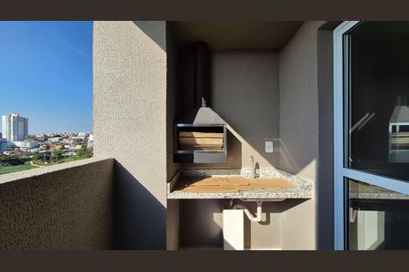 Apartamento à venda com 60m², 2 quartos e 1 vaga Apartamento à venda com 60m², 2 quartos e 1 vagaVaranda