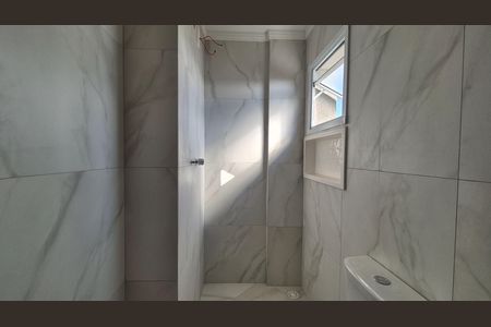 Apartamento à venda com 60m², 2 quartos e 1 vaga Apartamento à venda com 60m², 2 quartos e 1 vagaBanheiro da suíte