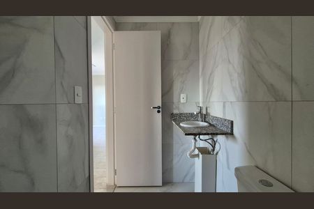 Apartamento à venda com 60m², 2 quartos e 1 vaga Apartamento à venda com 60m², 2 quartos e 1 vagaBanheiro