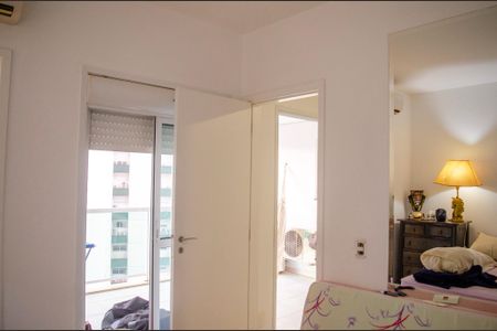 Quarto de apartamento à venda com 1 quarto, 59m² em Jardim Goiás, Goiânia