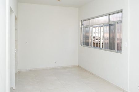Sala de apartamento para alugar com 3 quartos, 150m² em Centro, Mesquita