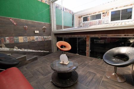 Casa para alugar com 200m², 4 quartos e 2 vagasÁrea comum