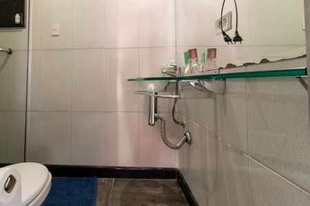 Casa para alugar com 200m², 4 quartos e 2 vagasBanheiro