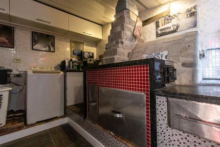 Casa para alugar com 200m², 4 quartos e 2 vagasDetalhe